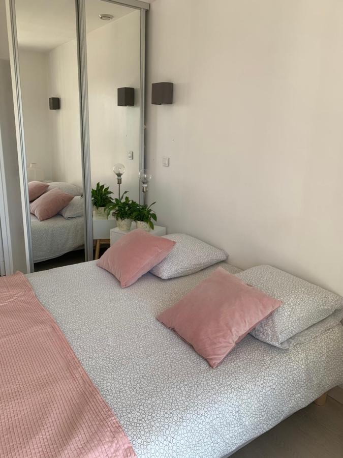 Casabina Appartement Entre Disney Et Paris Chelles  Room photo